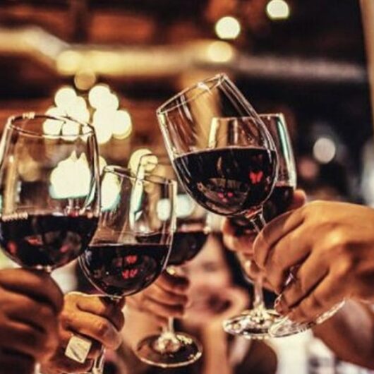 Art, Wine, Cars and Food - A Perfect Combination